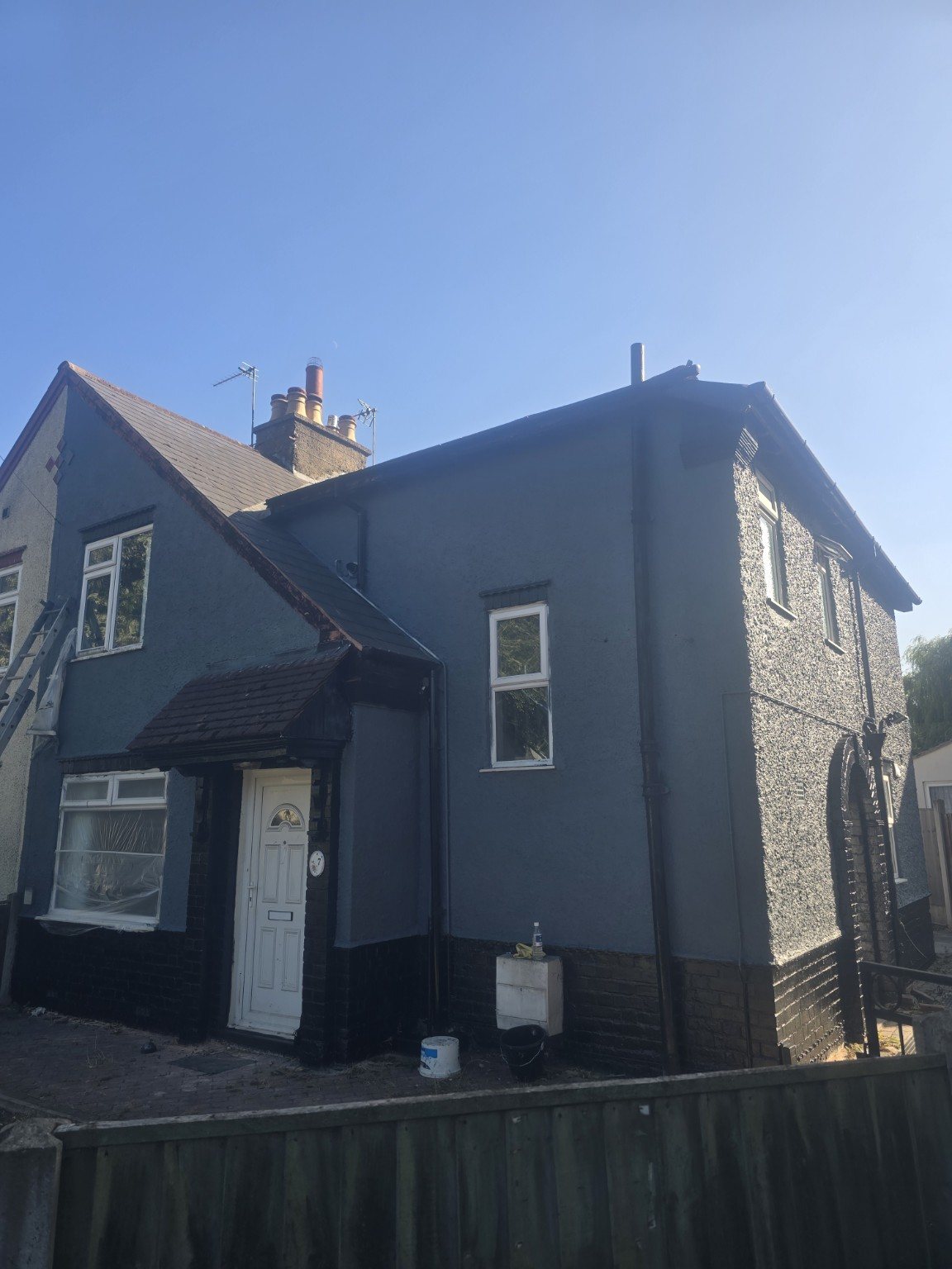 Finished side exterior painting